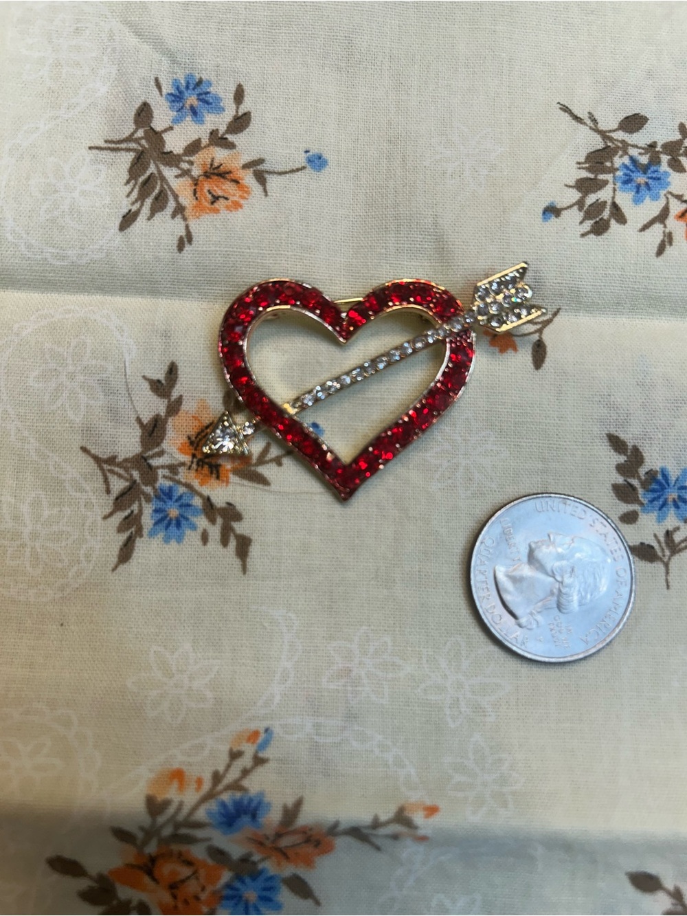 Red Crystal Heart Arrow Brooch Pin - Sparkling Women's Jewelry